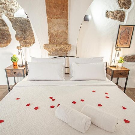 Romantic Loft With Jacuzzi In The Castle Кастельсардо Экстерьер фото